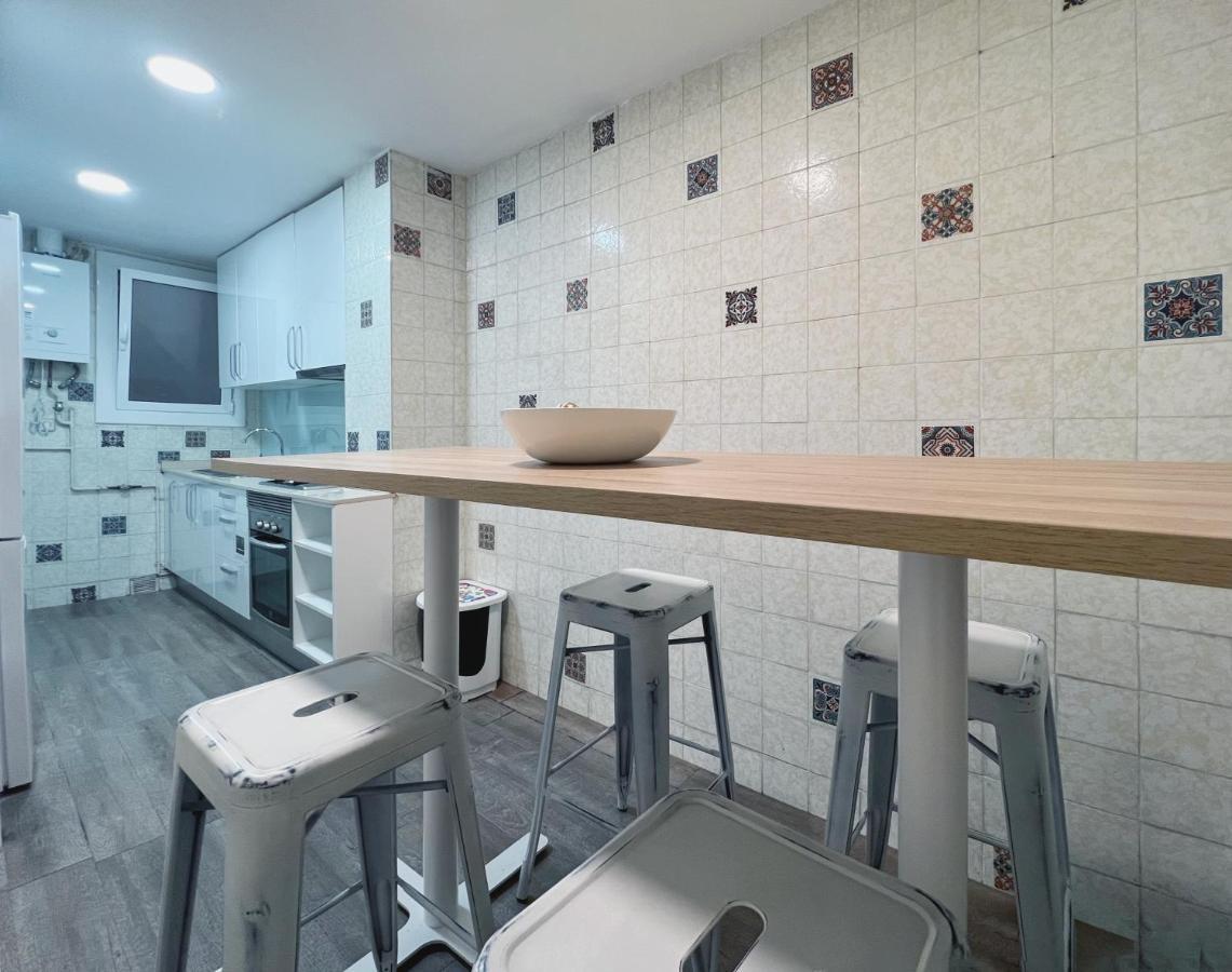 Stay U-Nique Apartments Casanova Barcelona Kültér fotó