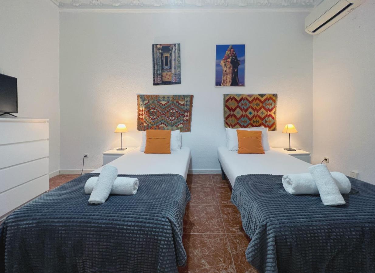 Stay U-Nique Apartments Casanova Barcelona Kültér fotó